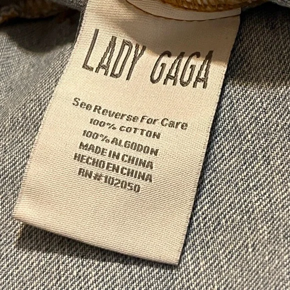 Lady Gaga Joanne Album Cover Denim Jacket Light Wash Blue Women XL Concert Merch - Picture 8 of 9